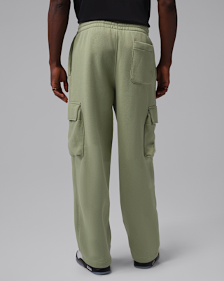 Jordan Brooklyn Men's Oversized Fleece Cargo Trousers. Nike IL